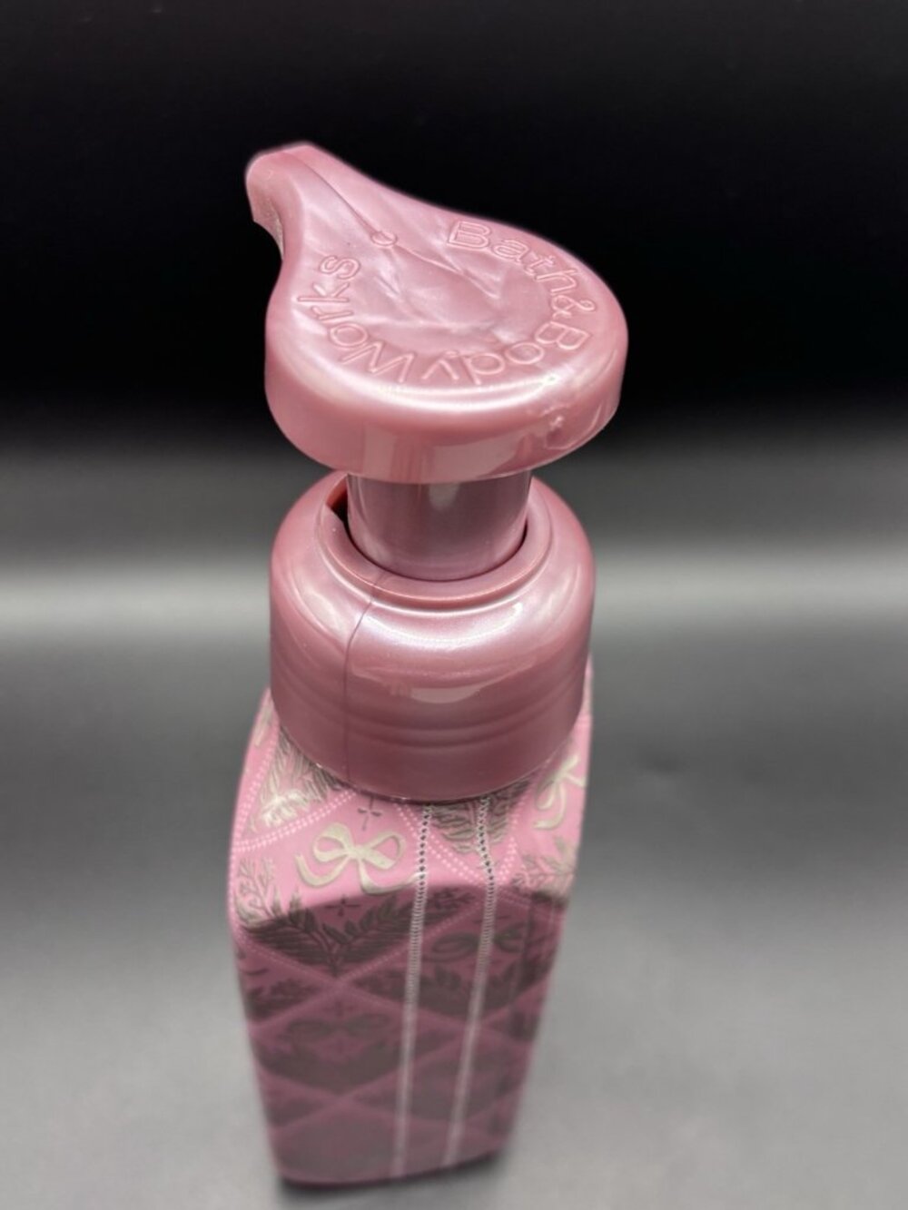 Bath & Body Works Chai Sugar Cookie Gentle Foaming Hand Soap 8.75 oz Christmas - Picture 6 of 12